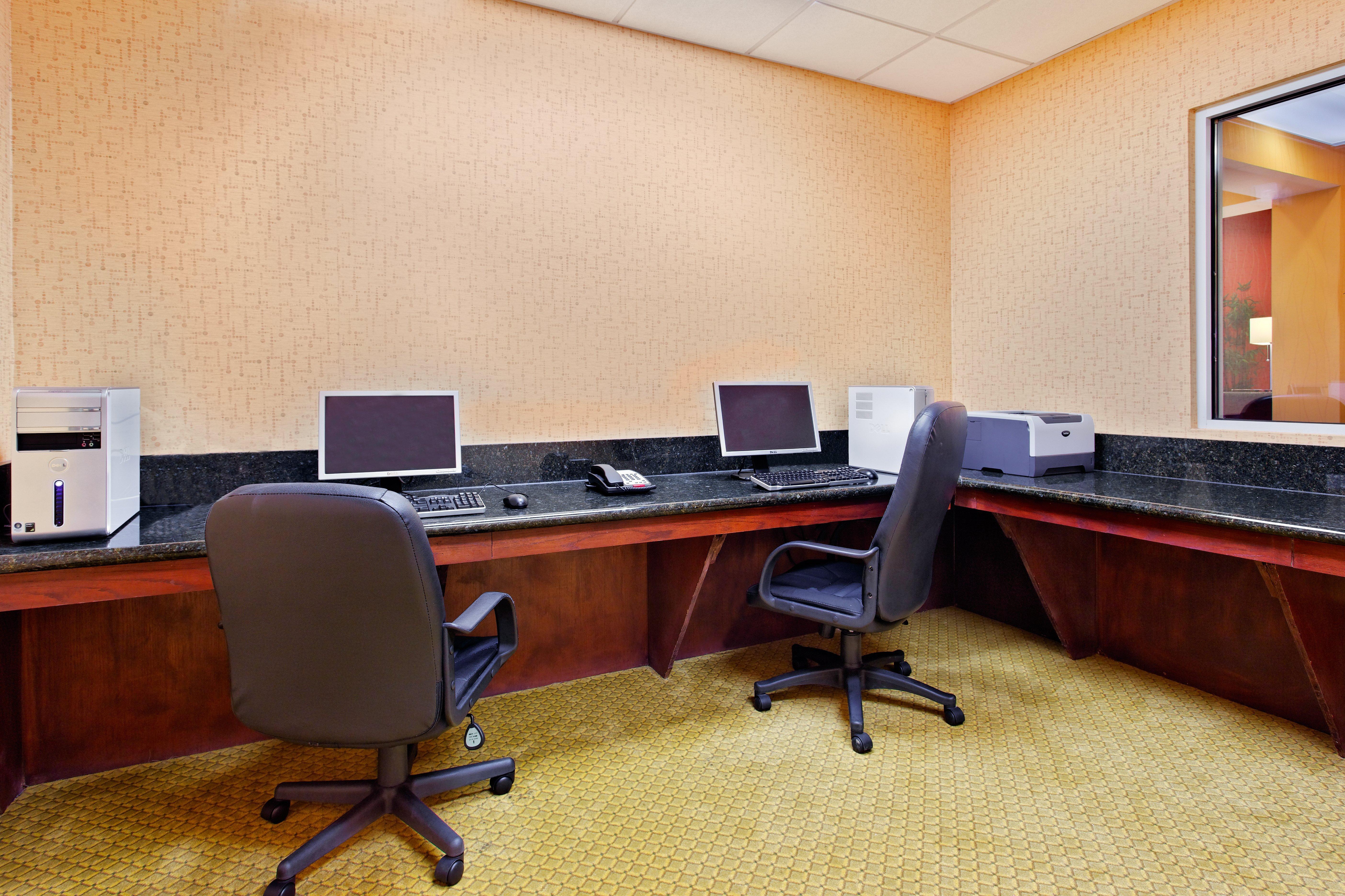 Holiday Inn Express & Suites Malvern By Ihg Kültér fotó