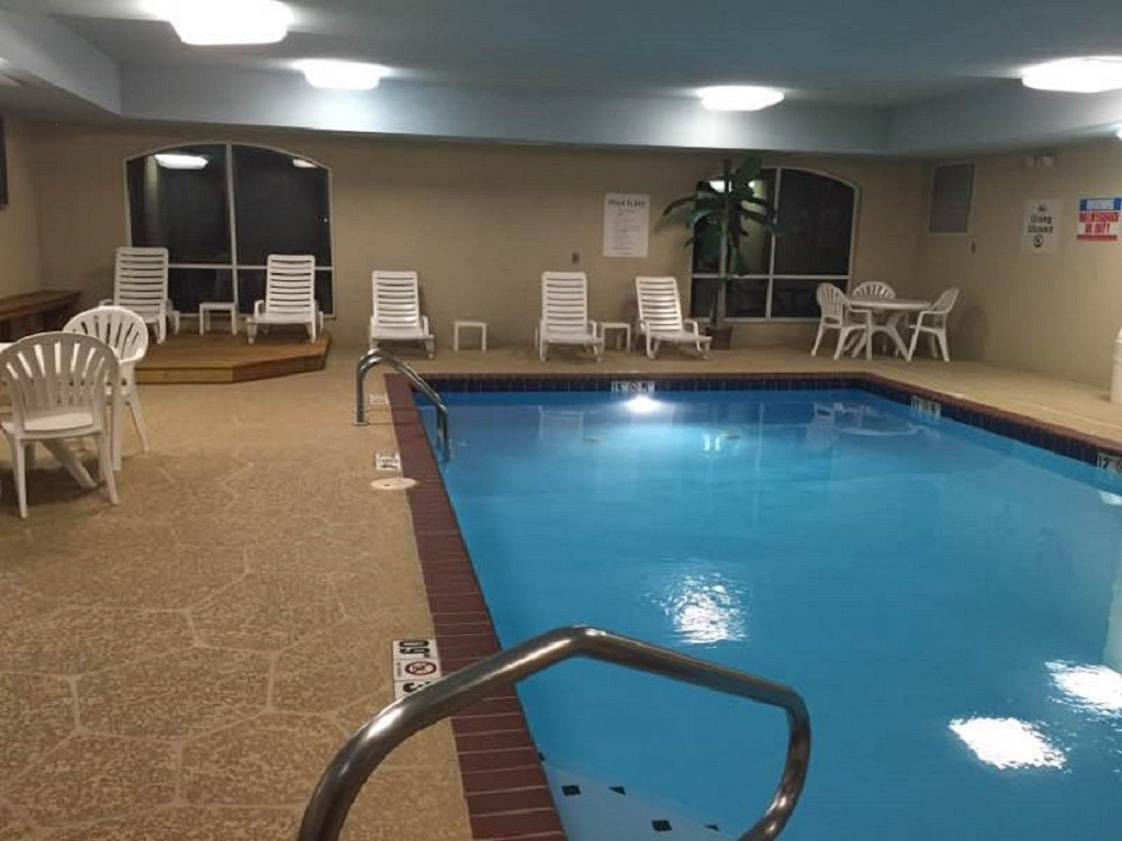 Holiday Inn Express & Suites Malvern By Ihg Kültér fotó